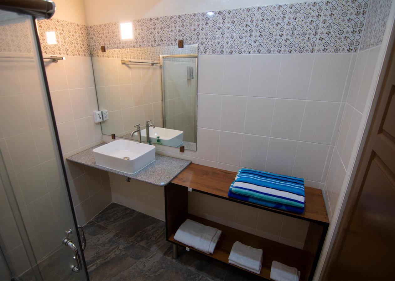 Leuchtturm Resort Boljoon Екстериор снимка